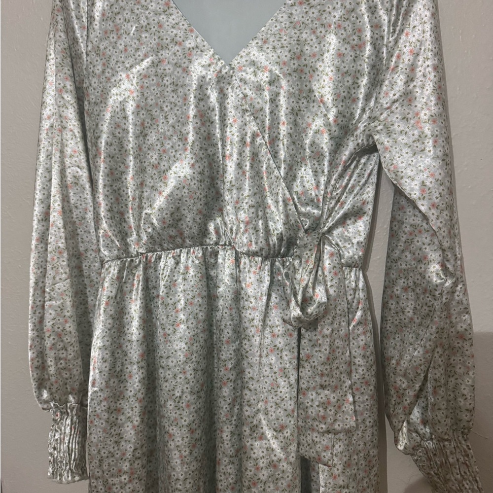 Altar'd State Silver Floral Midi Dress size Large